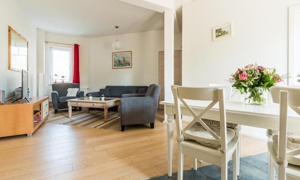 Haus Michel 01 Leilighet Born Eksteriør bilde
